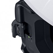 Samsung-Gear-VR-Virtual-Reality-Headset-0-3